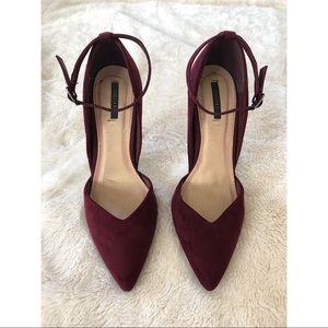 High heel pointed toe shoes